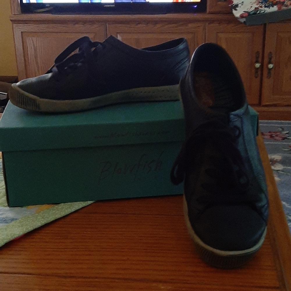 SOFTINOS sneakers/ walking shoes